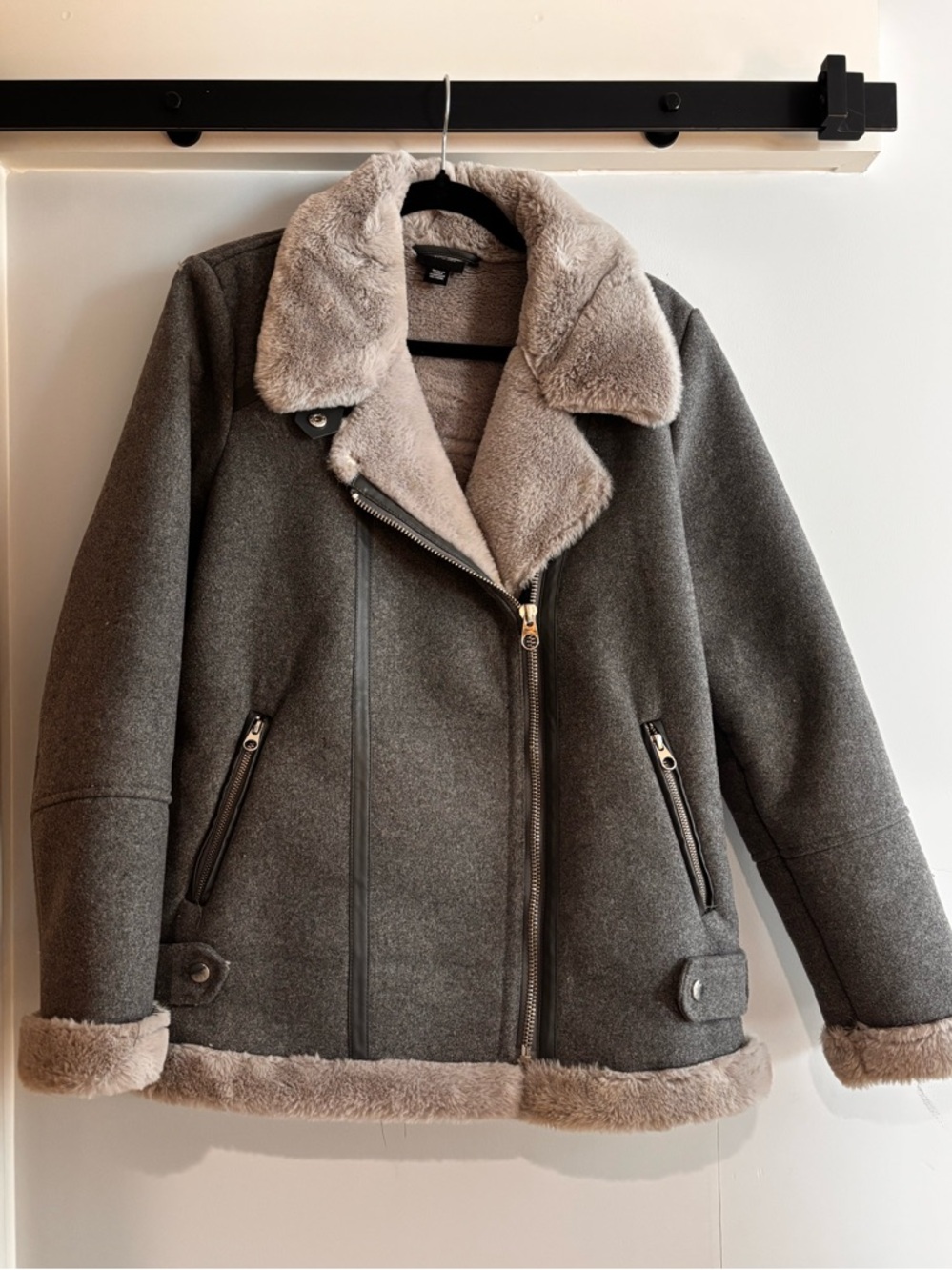 Vero Moda Faux-Shearling Aviator Jacket